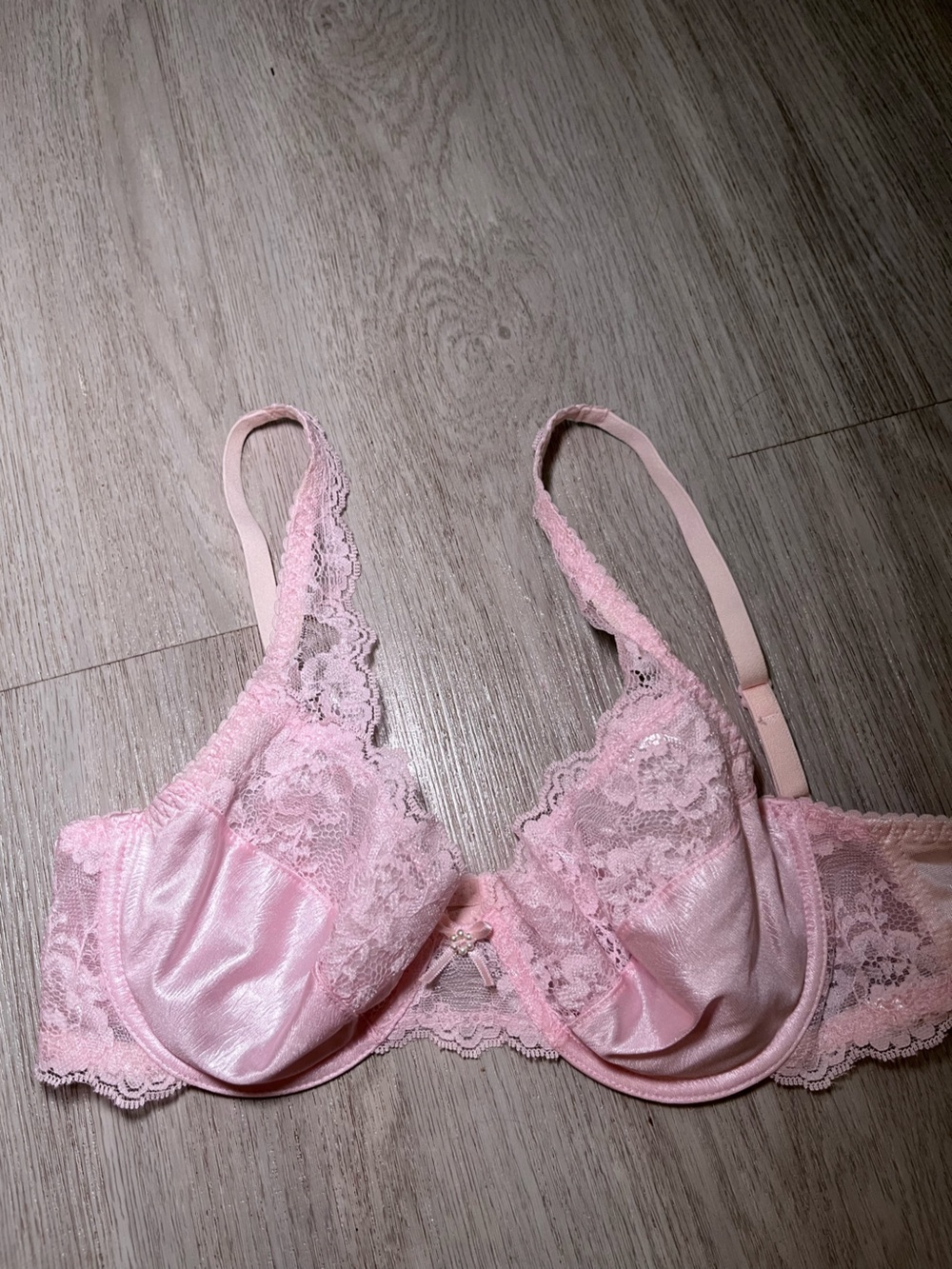 Vintage Light Pink Lace Underwire Bra 34B